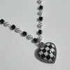 Checkered pearl necklace